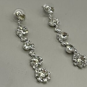 Elegant Silver Crystal Drop Earrings